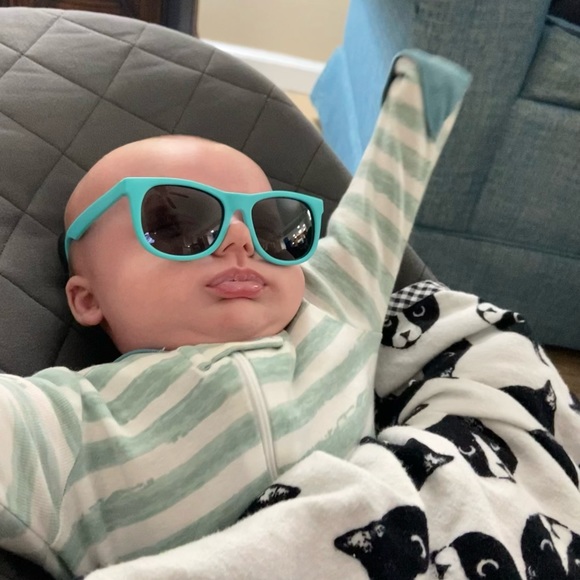 Meet your Posher, Hillary! ππΊπ§π₯πβ€οΈ - Picture 13 of 14